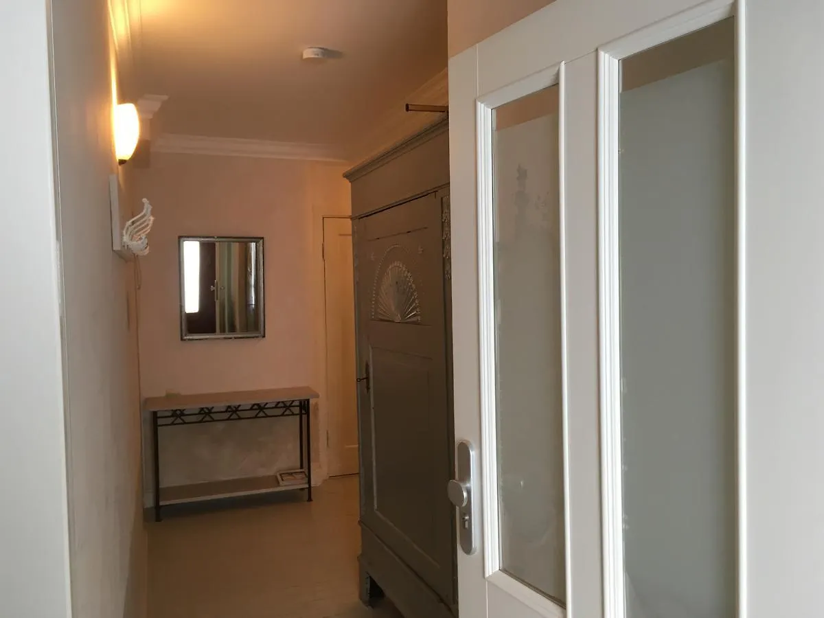 شقة Gaestetraeume Im Viertel بريمين
