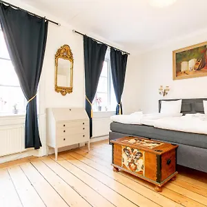 apartdirect-gamla-stan-ii.find-stockholm-hotels.com/